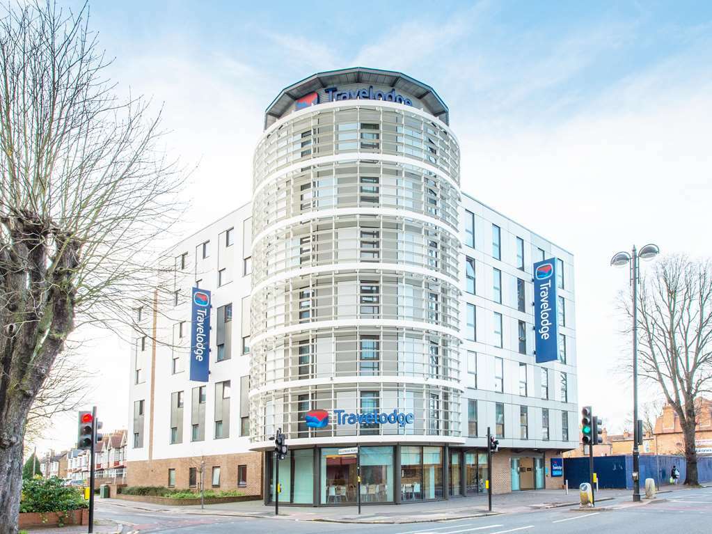 Travelodge London Hounslow Exterior foto